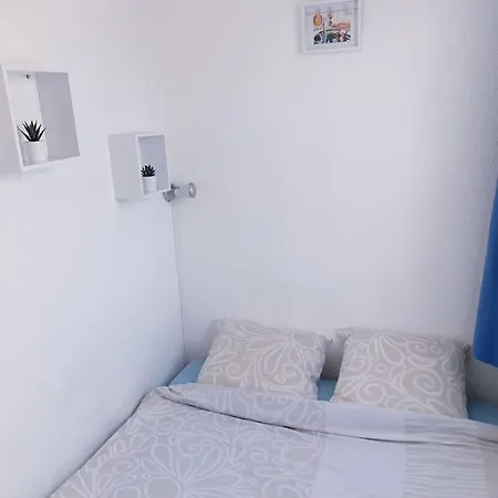 דירה Agreable - Clim-piscine-parking - Proche Richelieu אגדה