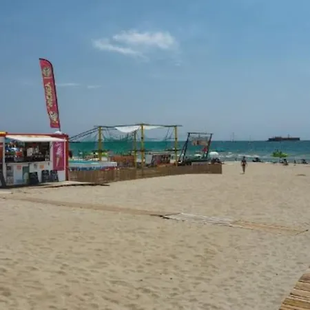 Agreable - Clim-piscine-parking - Proche Richelieu דירה *