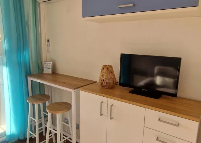 Διαμέρισμα Agreable - Clim-piscine-parking - Proche Richelieu *